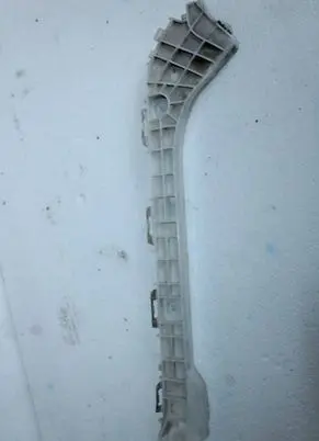 Toyota Prius (XW30) Rear bumper mounting bracket 5257547020 47020