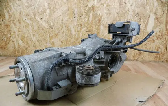Mitsubishi Outlander Rear differential RE2.352 RE2352 3570A031