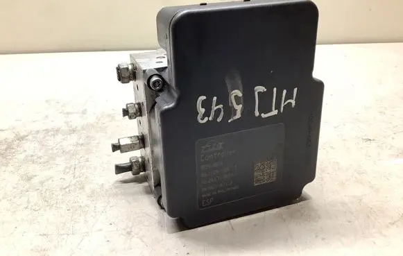 Toyota Yaris ABS Pump 895410D100 445400D100
