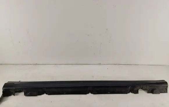 Mercedes-Benz C W205 Sill A205690XX40