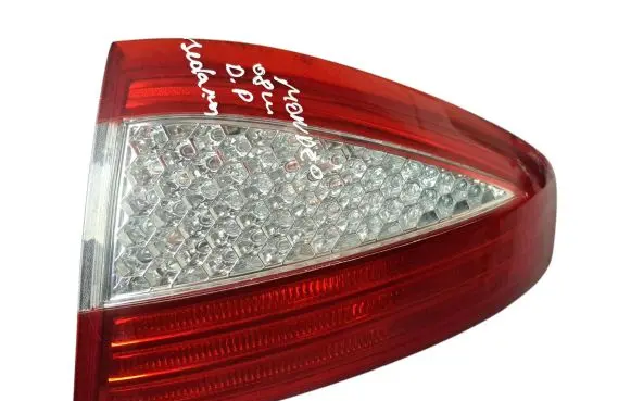 Ford Mondeo MK IV Rear/tail lights 7S7113404A