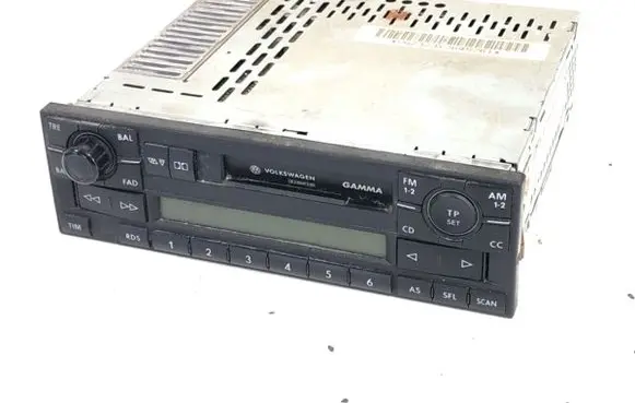 Volkswagen PASSAT B5.5 Radio/CD/DVD/GPS head unit 1J0035186D