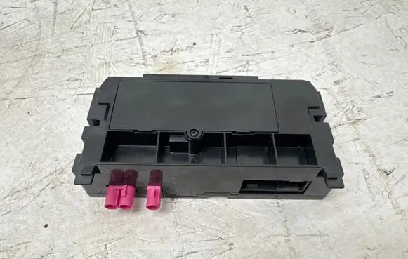 Volkswagen Golf VIII Phone control unit/module 5WA035285