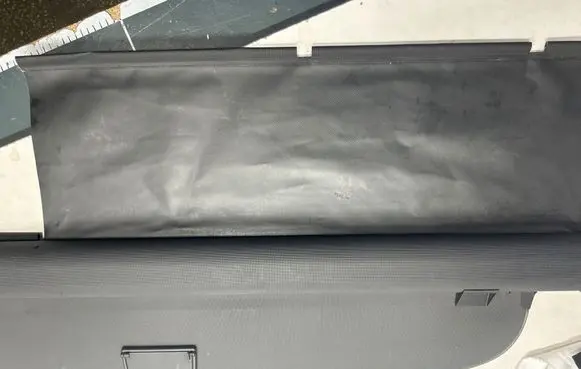 Audi Q7 4L Rear windscreen sun blind/shade 8903009108