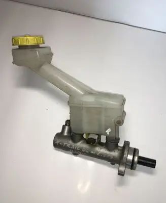 Nissan X-Trail T30 Master brake cylinder 9H003