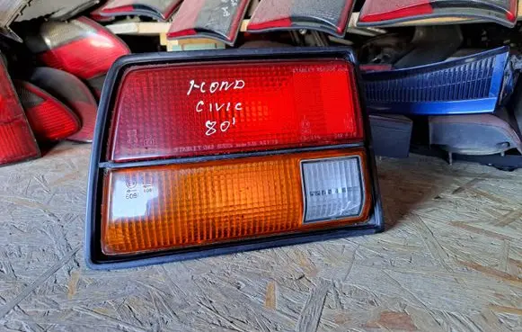 Honda Civic Rear/tail lights 0436308L 0436308