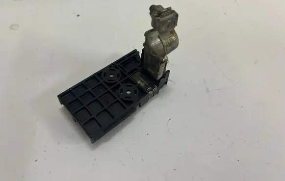 Mazda 3 II Positive cable (battery) 