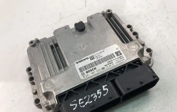 Volvo V40 Engine control unit/module 31312578