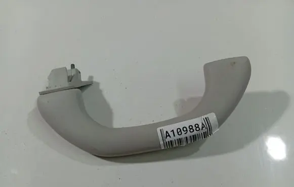 Volkswagen PASSAT B6 Front interior roof grab handle 
