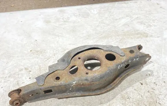 Rear upper control arm/wishbone