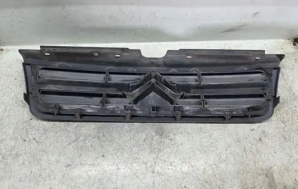 Citroen Jumper Front bumper upper radiator grill