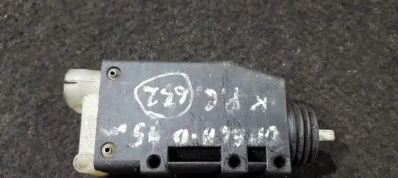 Opel Omega B1 Central locking motor 90449074 1101215