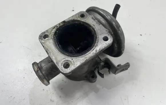 BMW 1 E81 E87 EGR valve