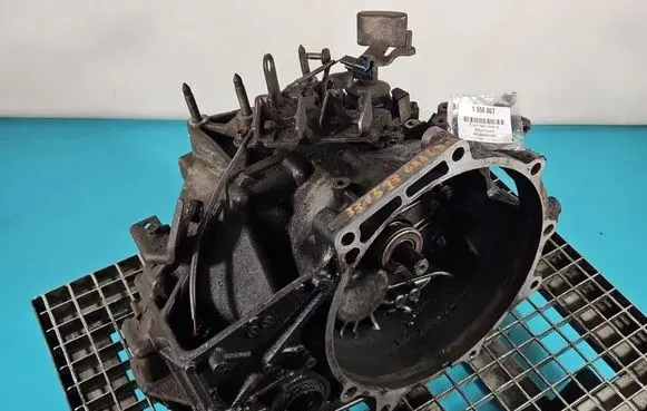 Mitsubishi Grandis Manual 5 speed gearbox IMPRK1558067
