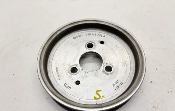 Audi A6 S6 C6 4F Power steering pump pulley 06D145255B