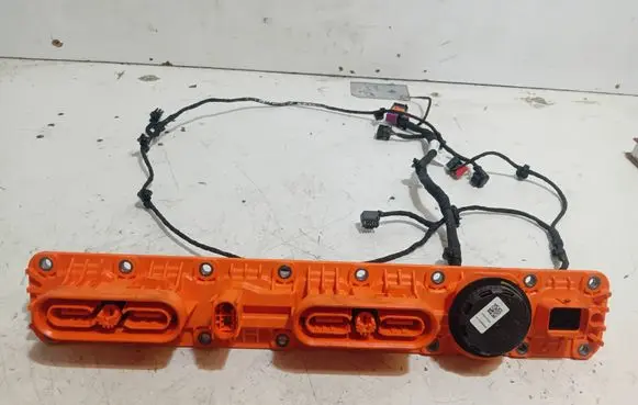 Volkswagen ID.4 High voltage junction box 1HV915754A 0KMD304534E