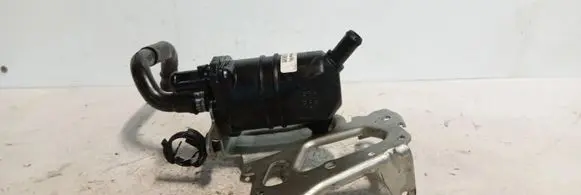 Opel Zafira B Oil pump 