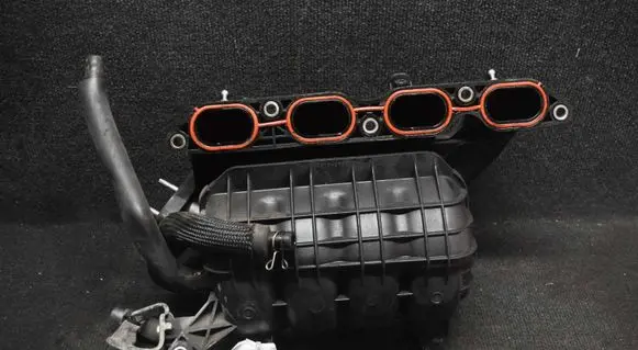 Toyota Auris 150 Intake manifold