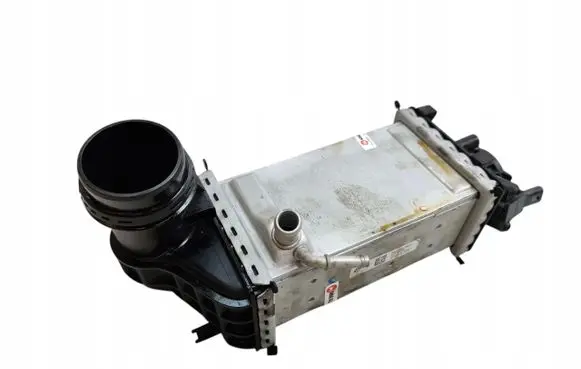 Audi A1 Intercooler radiator 05C145785D