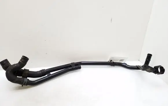 Volkswagen Touran III Engine coolant pipe/hose 5Q0122073R