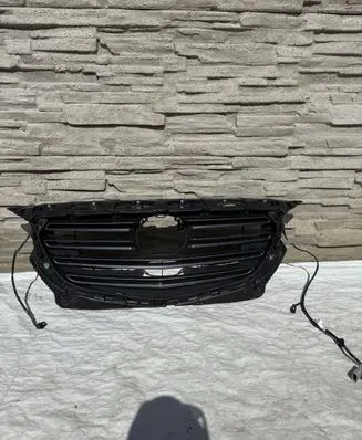 Mazda CX-3 Front grill D10L--50712