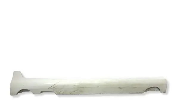 Volvo XC60 Foot area side trim 