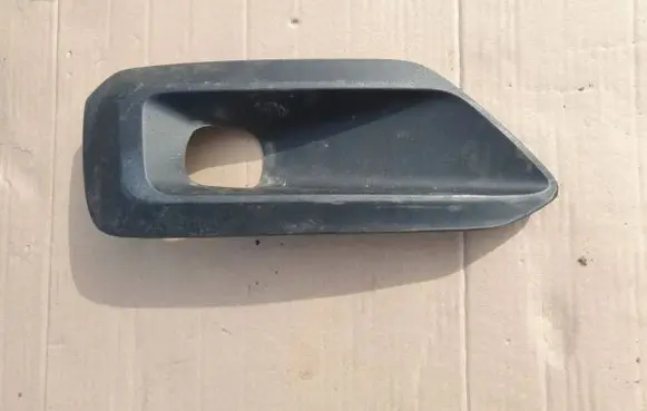 Volvo S90, V90 Front fog light trim/grill 31449343