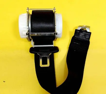 Audi A3 S3 8P Rear seatbelt 8P0857805