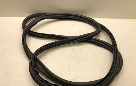 Citroen C4 Grand Picasso Trunk rubber seal (body) 