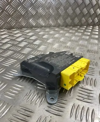 Mercedes-Benz GLC X253 C253 Airbag control unit/module A2059009627