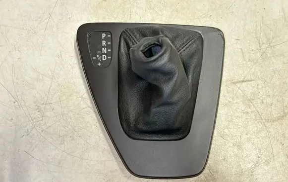 BMW 3 E90 E91 Gear lever shifter trim leather/knob 7155643