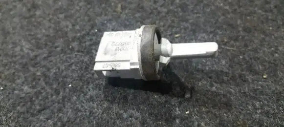 Volkswagen Golf VI Interior temperature sensor 1k0907543g hlo