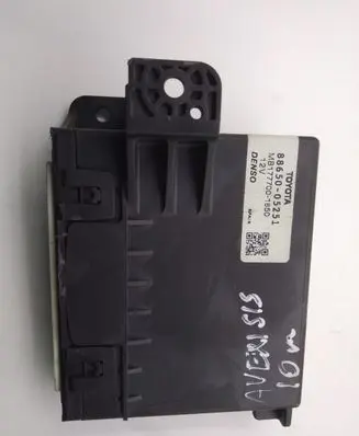 Toyota Avensis T270 Other control units/modules 8865005251