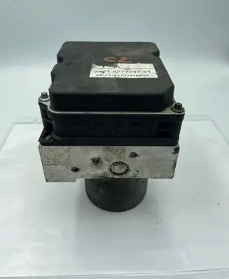 BMW 5 E60 E61 ABS Pump 6777799 6777797