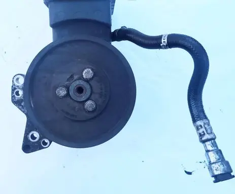 BMW 5 E39 Power steering pump