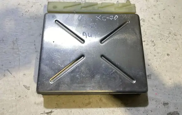 Volvo XC70 Engine control unit/module 00001313A4 1T0202A00