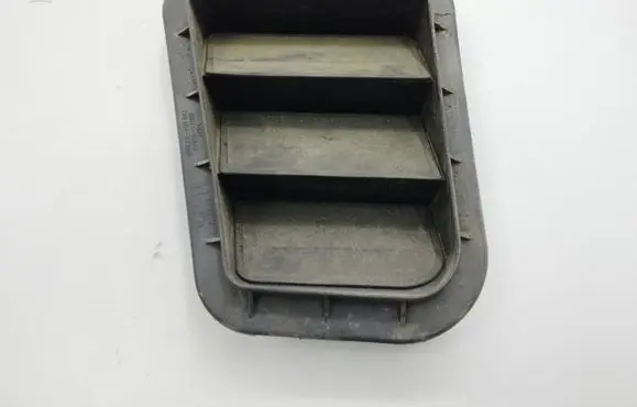 Hyundai Veloster Quarter panel pressure vent 9751017000