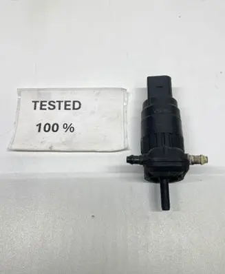 Volkswagen Golf V Windscreen/windshield washer pump 1K6955651 317041294