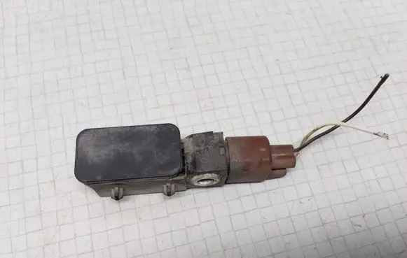 Ford Mondeo Mk III Airbag deployment crash/impact sensor 1S7T14B342AE