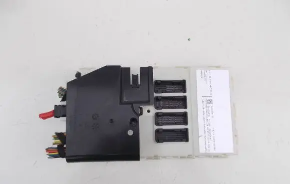 BMW 3 F30 F35 F31 Comfort/convenience module 9366409 8662409067