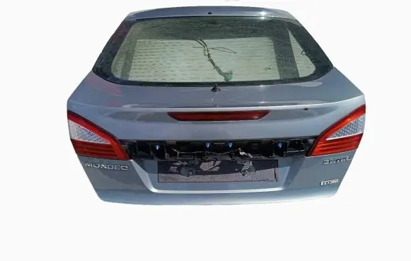 Ford Mondeo MK IV Tailgate/trunk/boot lid
