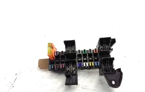 Mercedes-Benz Vito Viano W639 Fuse module A6395400150