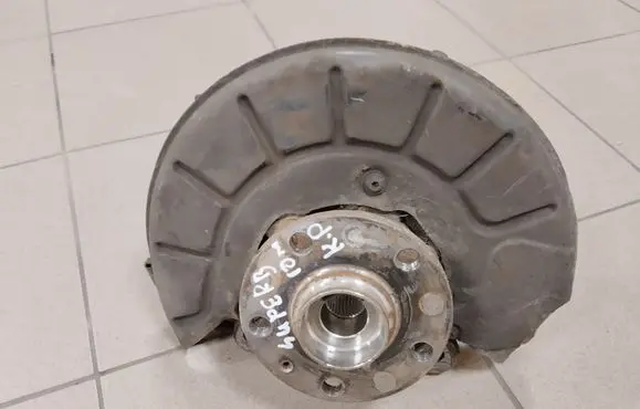 Skoda Superb B6 (3T) Front wheel hub