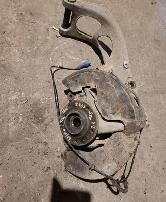 Citroen C5 Front wheel hub spindle knuckle