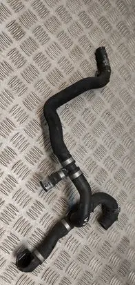 Mercedes-Benz CLS C218 X218 Engine coolant pipe/hose A2185011682