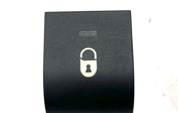Peugeot 207 Central locking switch button 96570636XT 031918