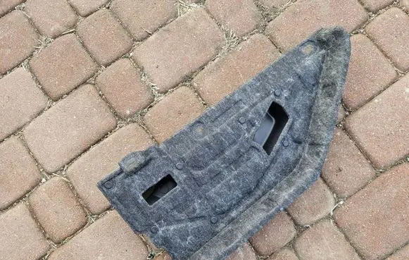 Peugeot Partner III Other interior part 9822154780