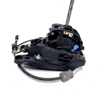 Ford Fusion II Gear shifter/selector GC62A