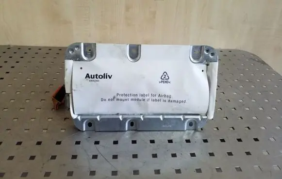 Volvo V70 Passenger airbag 30721035