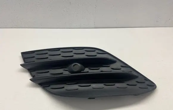 Mercedes-Benz CLA C118 X118 Front bumper lower grill A1188854301
